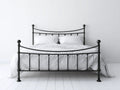 Cama doble de metal 206 x 158 x 120 cm - negro satinado - postes con terminales esféricos